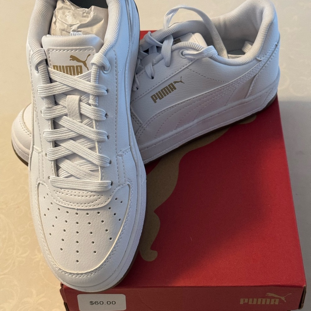 NIB Kids Puma White Sneakers